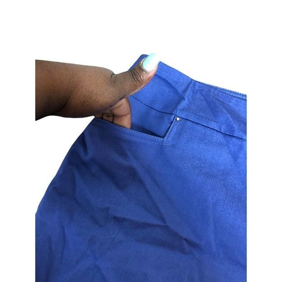 8652 NWT Avenue women's sz 22 short capri blue shorts pockets - Picture 3 of 6